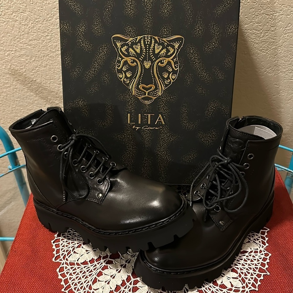 NWT Lita by Ciara Hearted Combat Boot. Italian leather. Luxury.  Mens/womens